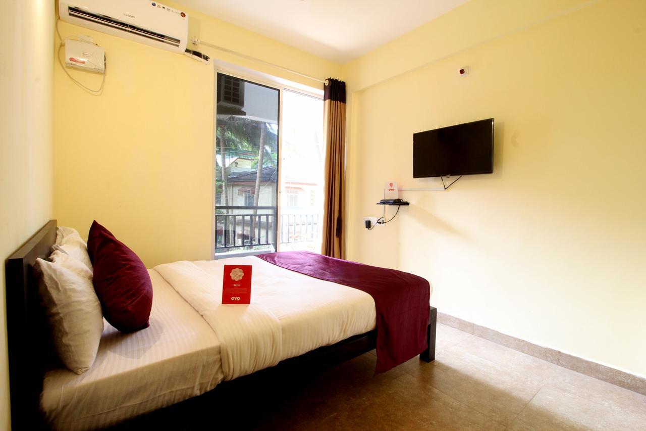 Oyo 10385 Hotel Nirmala Vilas Candolim Esterno foto
