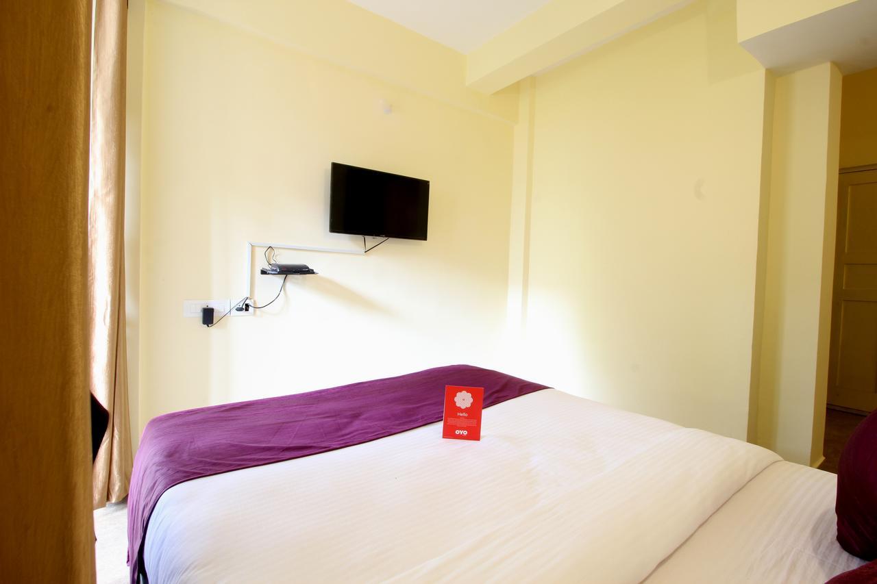 Oyo 10385 Hotel Nirmala Vilas Candolim Esterno foto