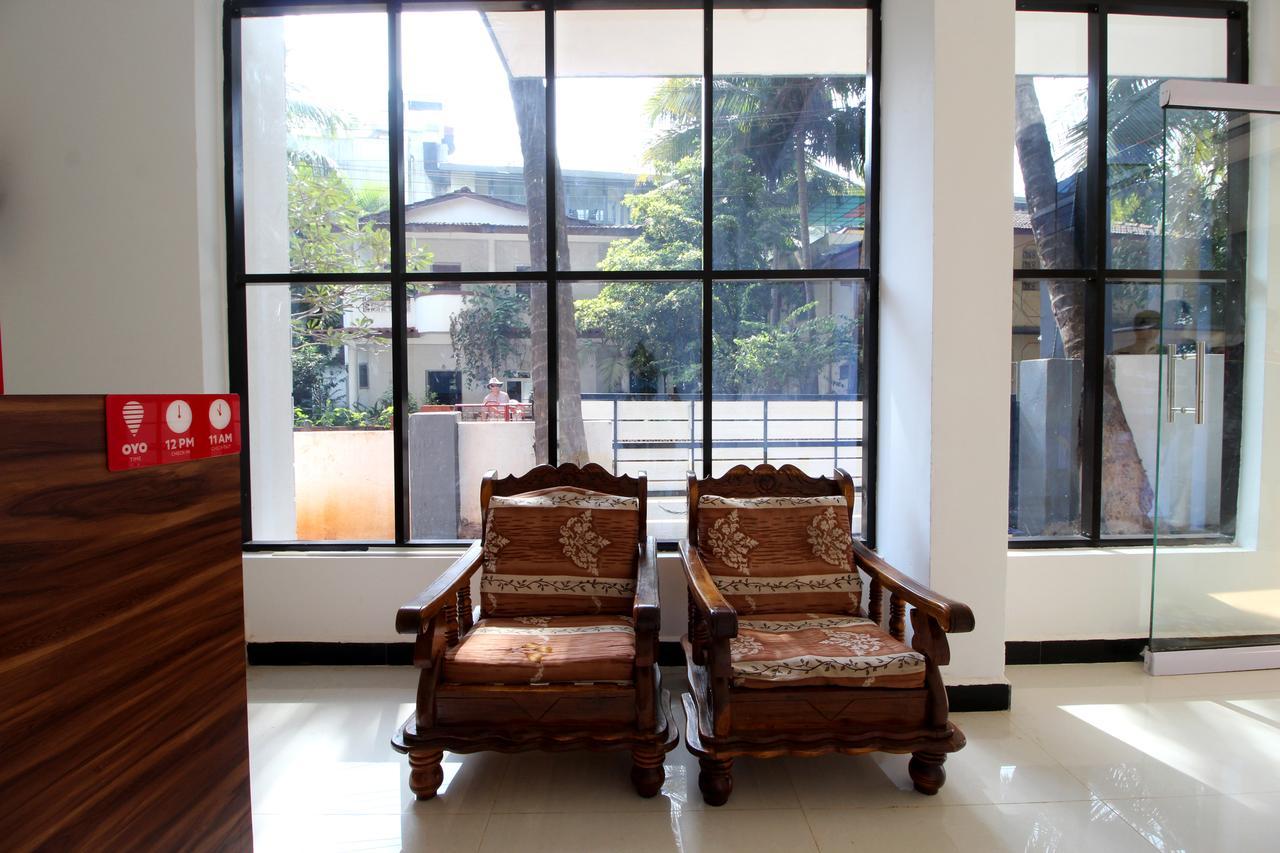 Oyo 10385 Hotel Nirmala Vilas Candolim Esterno foto